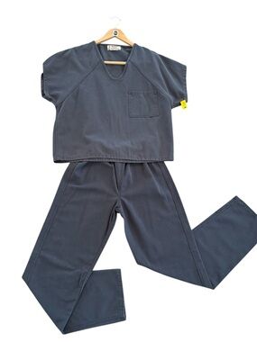 BOB BARKER Movie and TV Clothes S SCREEN-USED 2 PC inmate WITH COSTUMES DEPT TAG